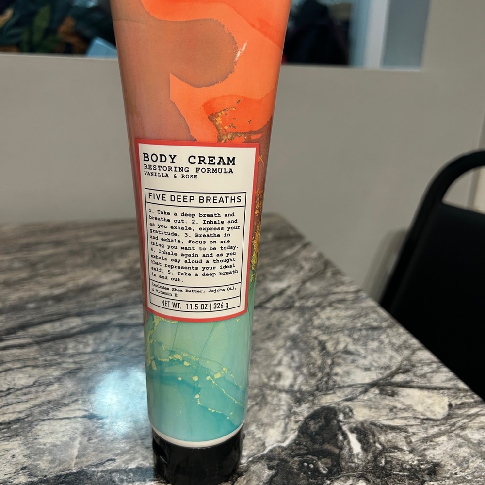 Five Deep Breaths  Body Cream Restoring Formula Vanilla & Rose